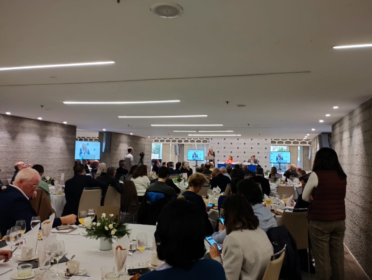 Patricia del Pozo tweet media