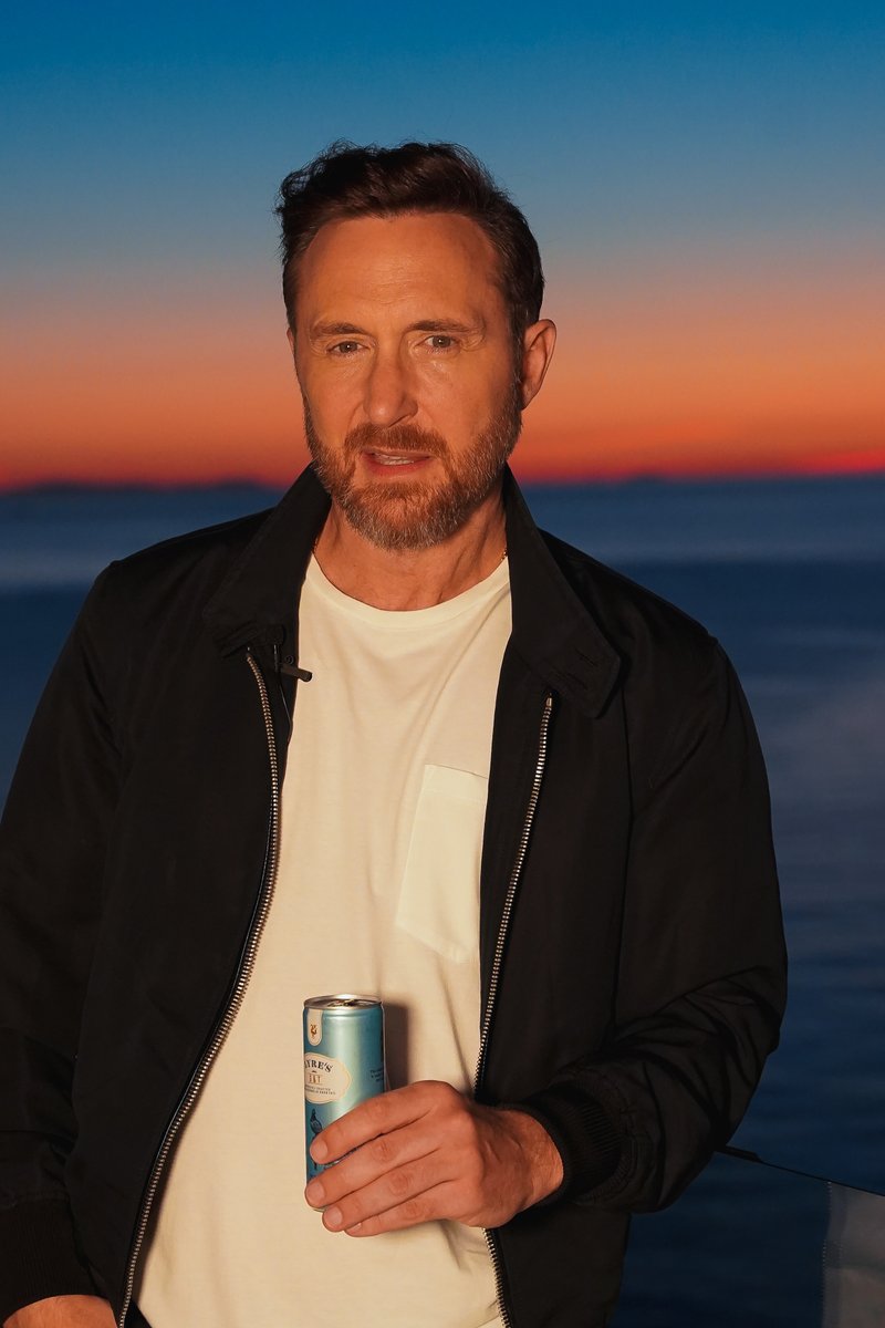 davidguetta's tweet photo. Exciting news!! I’ve teamed up with @LyresSpiritCo, the No. 1 trending non-alcoholic spirits brand in the world. Cheers to you, to happiness, and to partying without alcohol. Big Love 🥰 https://t.co/IJgpmLUMCf
