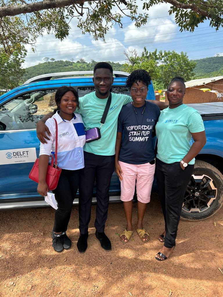 CareMoch's tweet photo. The CEO of MOCHCare assisting the Teams from Delft Imaging to pilot the Mobile App for scanning Pregncies. The App is designed to help detect the number of babies, positions of babies and also the Gestation in weeks.
#mochcare
#passionforbetterhealthcare
#delftimaging
#unicef https://t.co/dp66gUd1fn