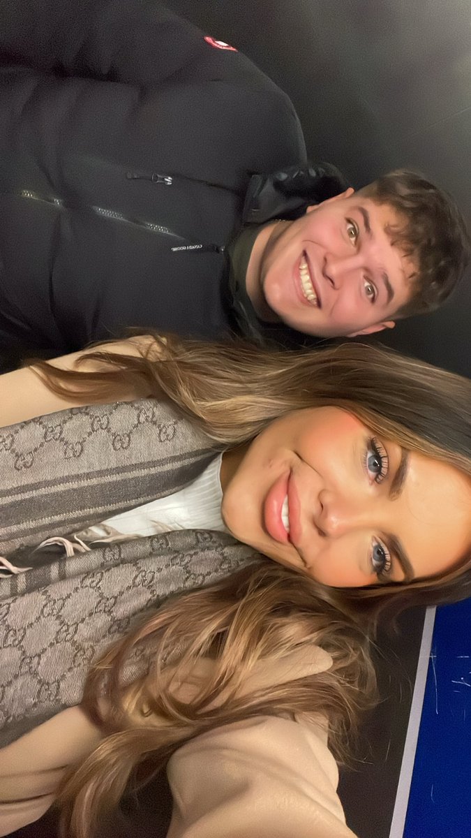 MccloudEllie's tweet photo. 2nd weirdest feeling 🥹 still love you so much 💍🥰 https://t.co/zNzLbBTQsR