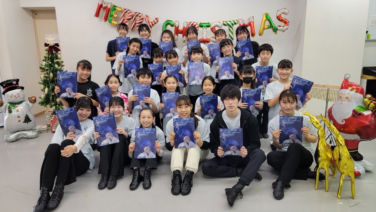 sayasayally's tweet image. ミュージカル地球🌏️
いよいよ、明日からです😆🎵🎵

たくさん練習して、考えて、また練習して…
そんな日々が終わってしまうのは、寂しいけれど、今できる精一杯をやり切りたいと思います‼️

カーテンコールは撮影OKです📷️
劇場でお待ちしています🥰

#Angelpro
#ミュージカル地球