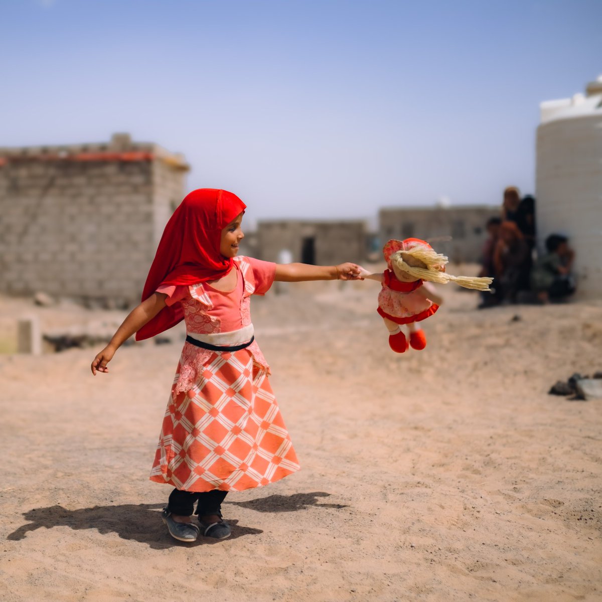 On #WorldChildrenDay, highlighting WFP's impact in #Yemen: nearly 2 million #children in over 4,600 schools have received nutritious snacks and meals this year, supporting their health and education.