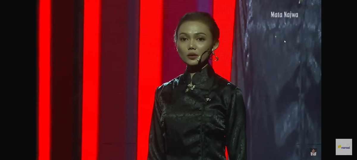 HabisNontonFilm's tweet photo. Rina Nose jadi Gadis Kritik di acara 13 Tahun Mata Najwa. Teatrikalnya gokil, serius tapi sambil lawak, top notch!

Ada videonya di reply 👇🏻 https://t.co/E5Kirh6gF0