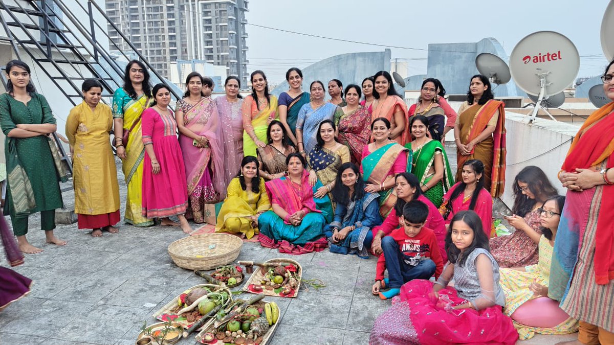 pulse_pune's tweet photo. Chhath Puja held with great fervour in Pune and Pimpri Chinchwad
#ChhathPuja #Pune #pimplesaudagar #Bhugaon
https://t.co/iea19pa2j7 https://t.co/7eyFfGe3ji