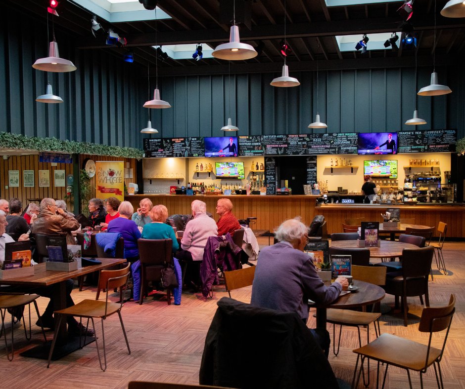 TheApronBar's tweet photo. Come and enjoy our friendly atmosphere with friends or on your own.  We will always make you welcome ❤️  Open Monday to Saturday 9am-5pm with lunch served Monday to Friday 11am-3pm ☕
#EastGrinstead #ChequerMead https://t.co/m92OSdUrvw