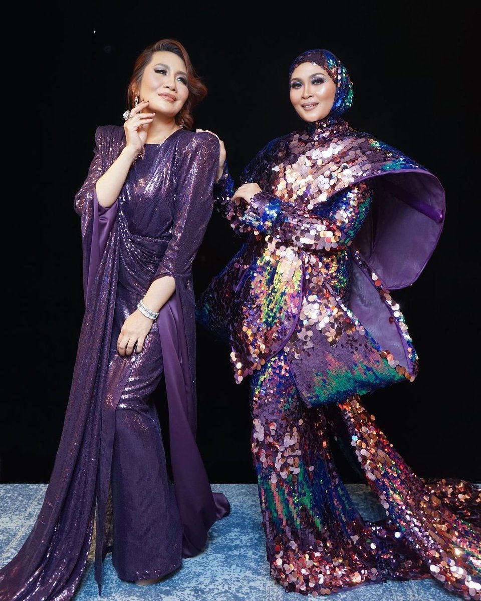 myrnanewss's tweet photo. #RNANEWS #RNASELEBSTYLE Bilo gadis labu sendayan bergabung..Mokasih kak long @amelinaamirsharipuddin sudi duet ngan nana dekat All stars GV 💜
#SitiNordiana #AllStarsGegarVaganza #GV10 #Teringin #GegarVaganza2023 https://t.co/X9D5JOeX0Q