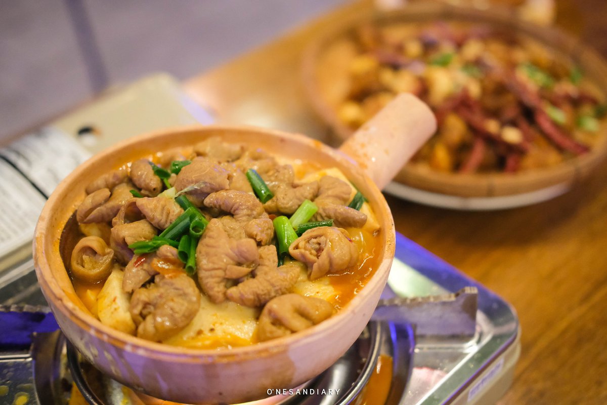One_San_diary's tweet photo. Two Of Us ร้านอาหารจีนฟิวชั่นย่านช้างเผือก #รีวิวเชียงใหม่ #reviewchiangmai #คาเฟ่เชียงใหม่ #ReviewThailand #เชียงใหม่ #cafechiangmai  #อร่อยไปแดก #อร่อยบอกต่อ #cafehoppingcnx #cafeinchiangmai #ของกินเชียงใหม่ #ร้านอาหารเชียงใหม่ https://t.co/hRRoYfljqs