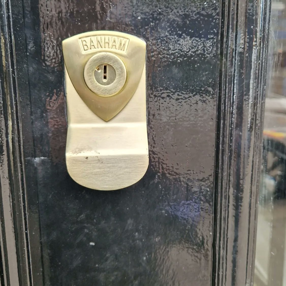 IKSLocksmiths's tweet image. Banham Locks Installed in East London

Contact us on 0203 284 1045

#banham #locks #banhamlocks #mlalocksmith #masterlocksmithsassociation