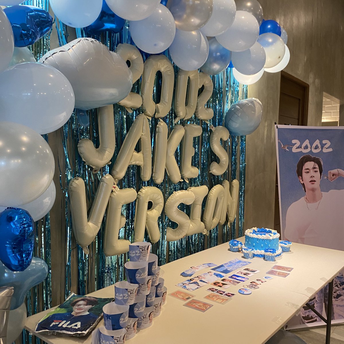 hoonjaycart's tweet photo. from yesterdayโs cse, happy jake day ! ๐ค๐
#AlwaysInStyleWithJake
#NovemberBloomswithJAKE
#์ ์ดํฌ_์์ง์ด์์ด_์์ผ์ถํํด #ENHYPEN_JAKE @ENHYPEN_members https://t.co/h6UyTT5txT