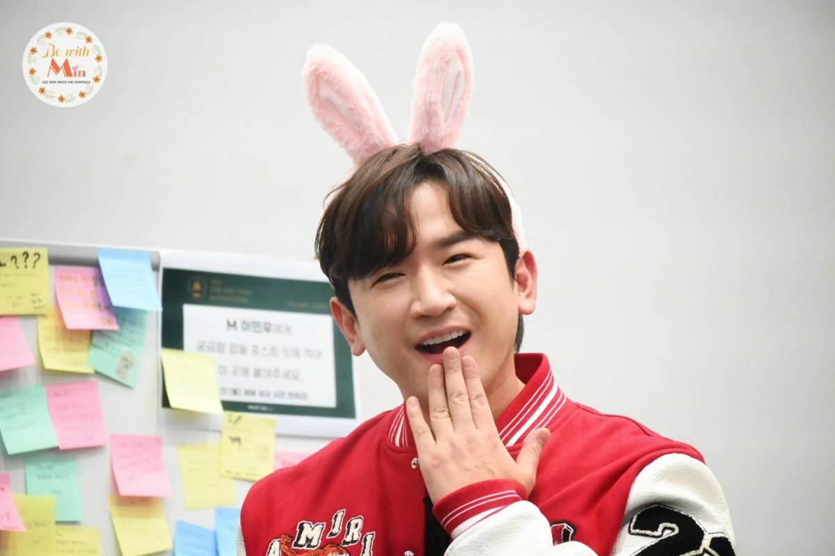 mmilyy_'s tweet photo. ์๋..
์ด ์ค๋น ๊ฐ...
์ข~ ๊ท์ฌ์ด๋ฐ๐ซถ๐ป๐คฃ๐คฃ
#์ด๋ฏผ์ฐ #leeminwoo #์ ์บ ํ #์ ์บ #MCAMP #์ ์ค์ฟจ #MSCHOOL https://t.co/pHWd2jvi6b