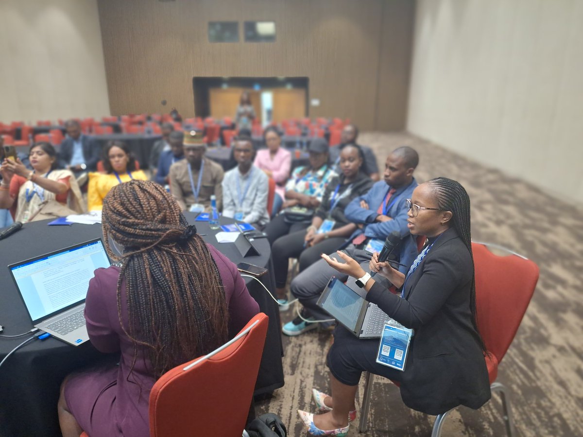 CLGF_News's tweet image. Thank you Minister @XandrineUmutoni  &amp;amp; @MiniYouthRwanda for giving the youth element of #CLGC2023 such an auspicious start, leading to insightful youth recommendations for the conference Outcomes Statement. @CYSU_ @commonwealthsec @PScotlandCSG @Platforma4Dev @CLGFSG_LSLACK