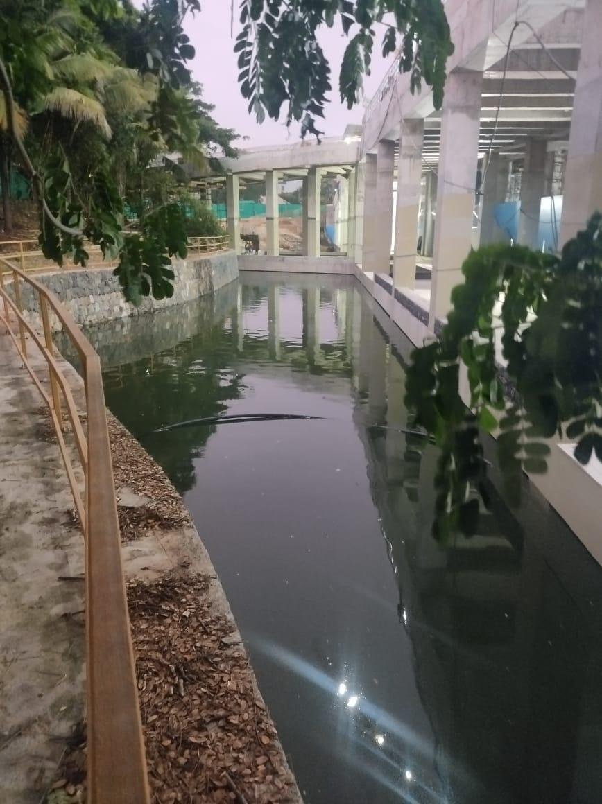 svembu's tweet photo. Our Guduvanchery campus pond is ready and got filled in the rains this year, now about 13 feet of water. We have an extensive system of water storage ponds on campus to capture rain water. 

I plan to swim in it soon! 😍 https://t.co/yieL5EFHx4