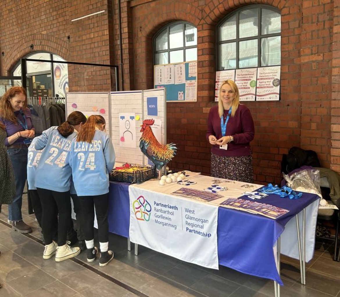 WGlamPship's tweet photo. Today is World Children’s Day! We are out and about in Hillside in Neath and @TheWaterfront in Swansea to engage with children and young people across our region. https://t.co/pcGx4dejQO
