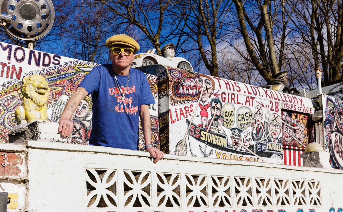 RawVisionMag's tweet photo. Immerse yourself in the dynamic and politically charged artistry of Scottish artist Jim Donnelly in #RawVision116. https://t.co/1jBbHhuSVg
#jimdonnelly #jimdonnellyart #outsiderart #selftaughtart #artinglasgow #politicalart #alternativeart #rawart #selftaughtartist #rawvision https://t.co/mOxZjOhmK8