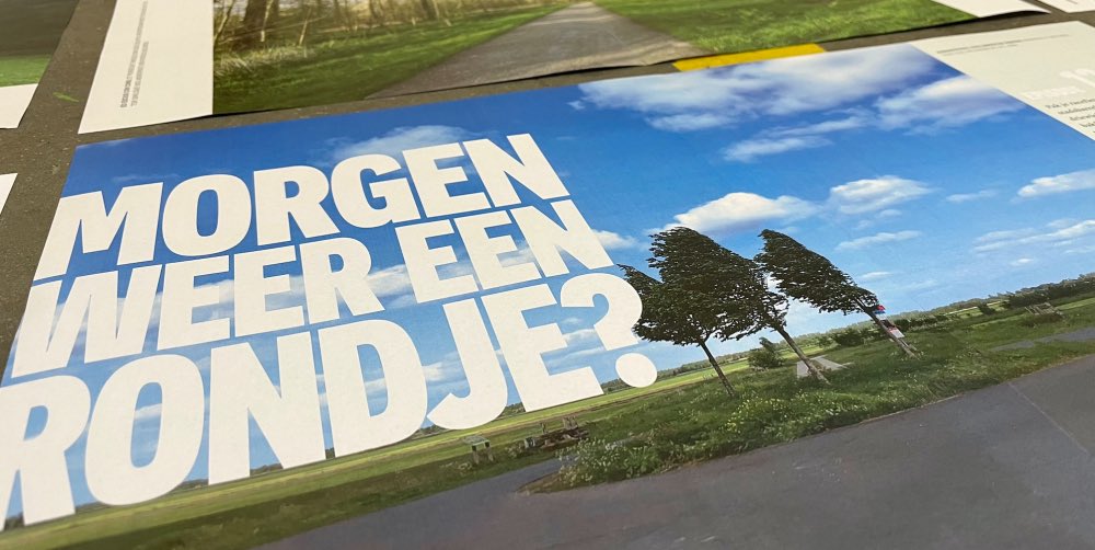 🎁 Mogen we ons geweldige boek ‘Omstreken’ even schaamteloos promoten? Ruim anderhalve kilo fietsgeluk van eigen bodem. Met 200 foto’s van de mooiste fietspaden van Nederland, unieke routes en een persoonlijk voorwoord door <a href="/HermanvdZandt/">Herman van der Zandt</a>? omstreken.com. RT is fijn. 🙏🏻