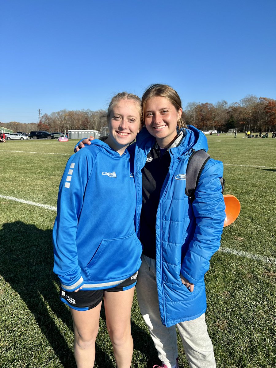 RRennoldson's tweet photo. Back at it. Great weekend in NJ with Avery’s Rush team and Izzy coaching her own Rush team (full of HFL girls). The Bills winning was a nice way to wrap up a successful weekend! https://t.co/kF7SB2a2OI