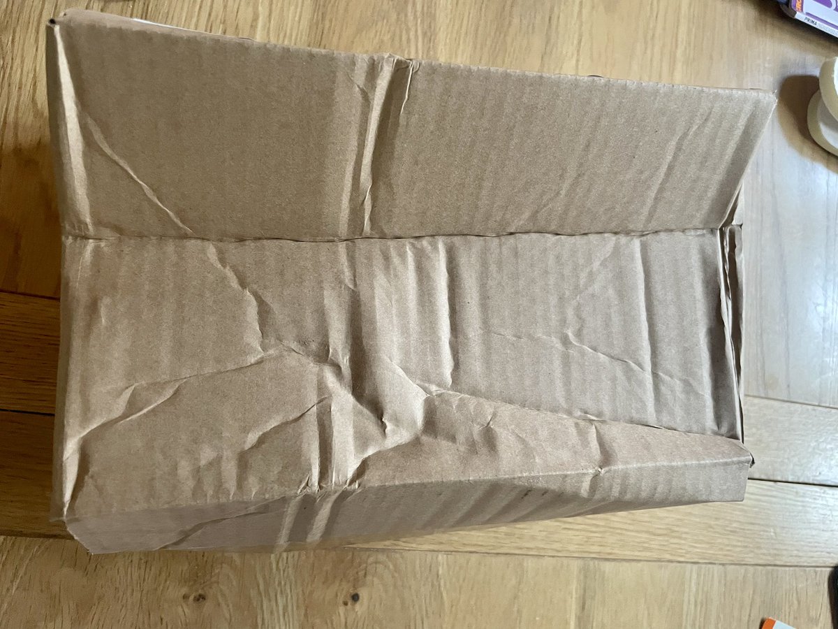 battyberd's tweet image. #parcelforce If you want your parcel intact don’t use Parcel Force apparently this is not their fault!