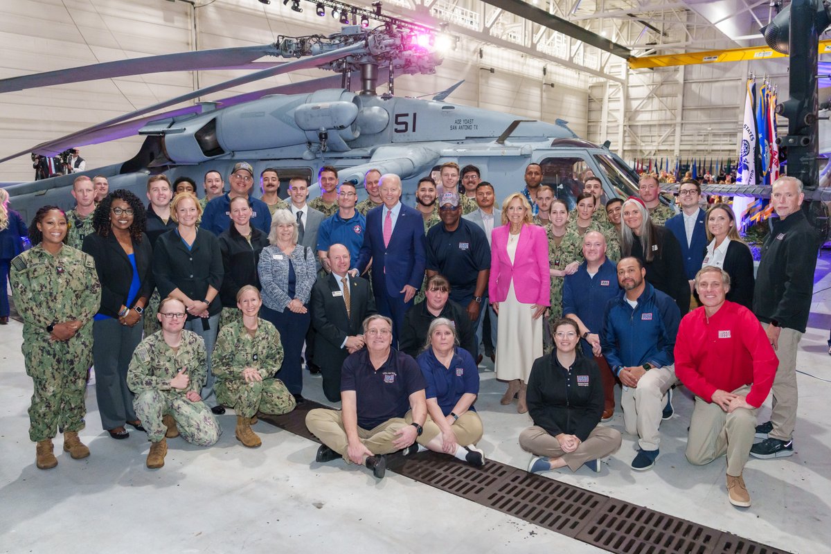 Jill and I were honored to join American service members and their families this weekend in Norfolk.

These incredible men and women are the backbone, the sinew, the spine of America. And as their president, I'll never stop working to equip and care for them as they deserve.