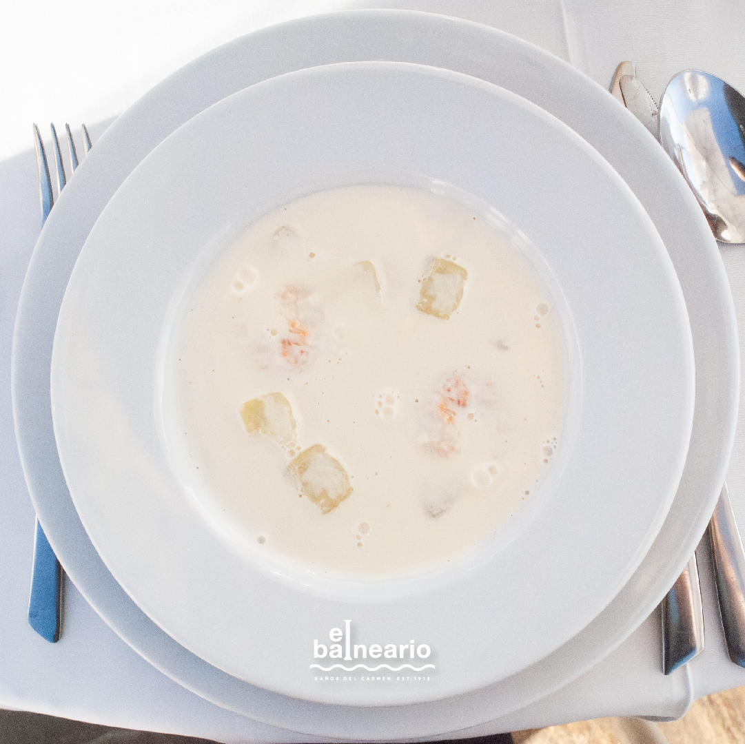 elbalnearioMLG's tweet photo. En #Málaga no llega el frío... ¡hasta que se celebran las Jornadas del Gazpachuelo de #ElBalneario! Disfruta en nuestro restaurante de las recetas de #gazpachuelo de arroz, de merluza, de almejas, de puchero, sopa viña AB…

📆 Del 20 al 24 de noviembre y del 27 al 1 de diciembre https://t.co/1gDqVvl4GA