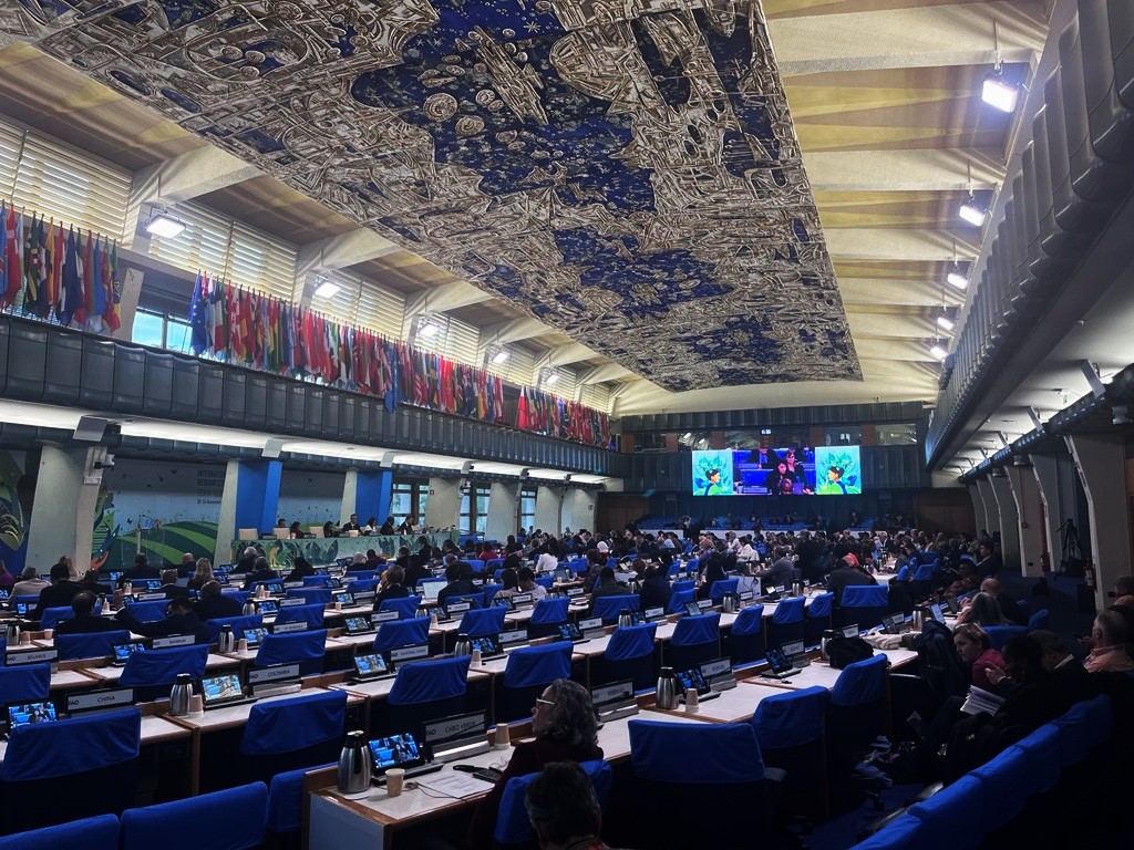 PlantTreaty tweet media