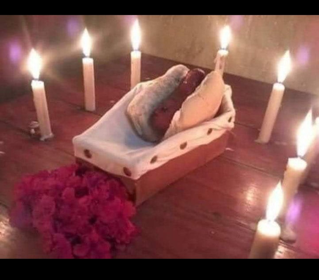 ⚰️