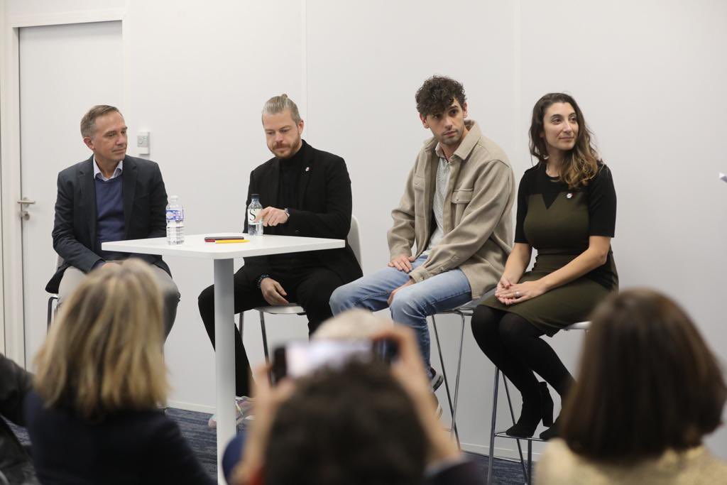 MagaliAltounian's tweet image. 👾 L’industrie du jeu vidéo représente en #Europe 23,3 M€.

L’#UE souhaite ainsi développer la filière en renforçant ses investissements et en facilitant l’accès aux compétences numériques.

@isartdigital fédèrera les acteurs de l’#ICC à #Nice06 et formera les talents de demain.