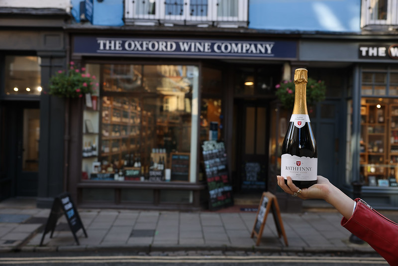 We love the independent bottle shops in this country and there’s nothing better than a solid recommendation from the experts. Rathfinny &amp; The Masters campaign champions our exclusive relationship with the trade. Discover more:  ow.ly/570W50Q9rg7