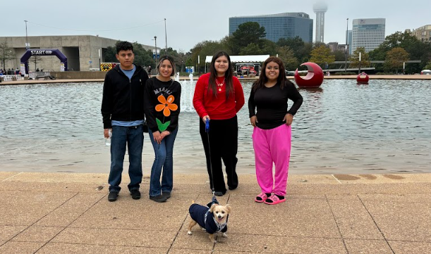 Skyline_BioMed's tweet photo. @Skyline_Raiders HOSA organization enjoyed supporting this year's @alzassociation walk in Dallas! https://t.co/mjuWxffr3X