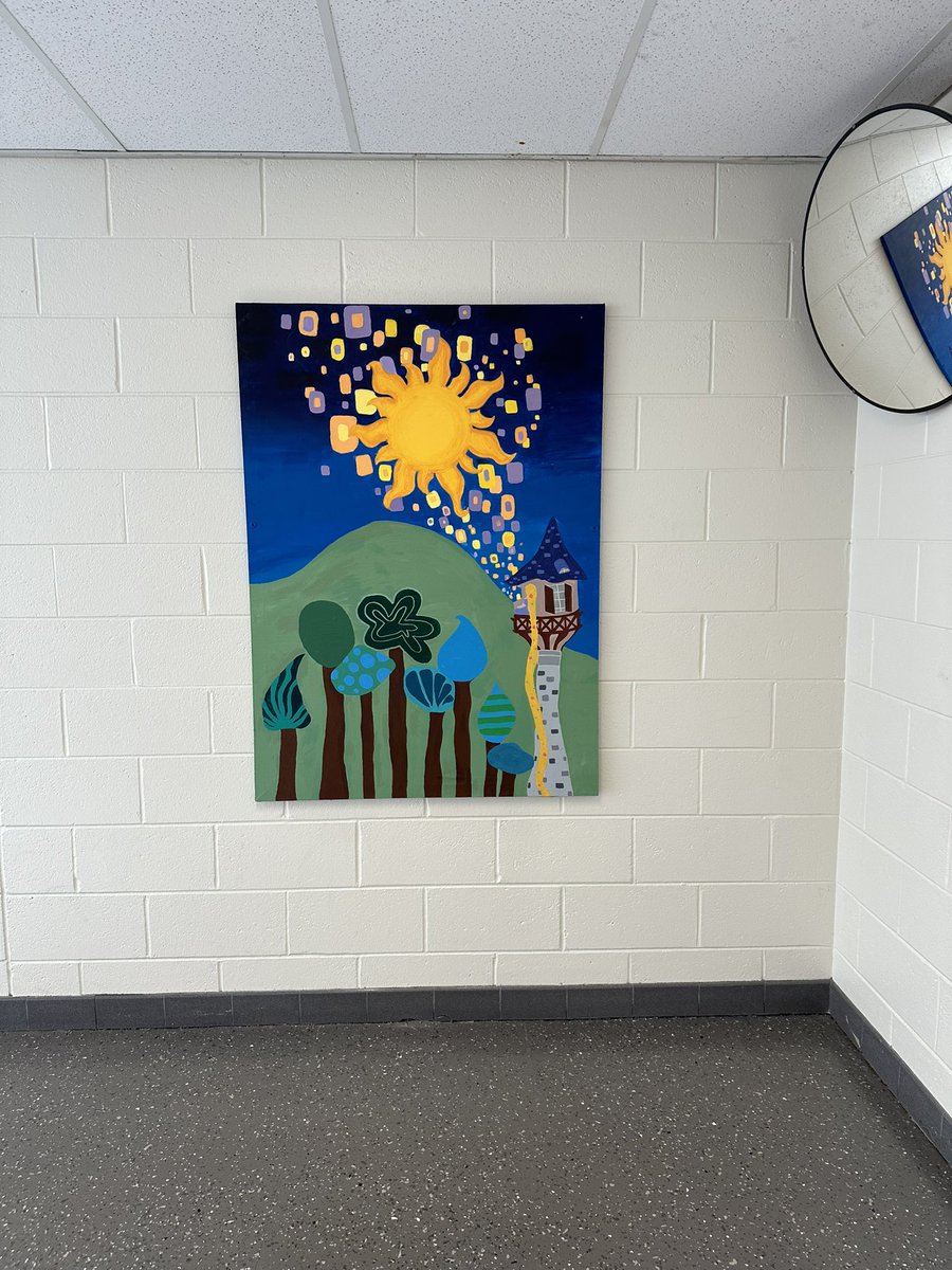 More murals being hung up in the halls of Unami! Always awesome to see students work on display and brightening up our building! <a href="/FedorowiczCBArt/">Ms. Fedorowicz CBSD Art</a> <a href="/CBUnamiMS/">Unami Middle School</a> <a href="/CBSDart/">Cҽɳƚɾαʅ Bυƈƙʂ Aɾƚ</a>