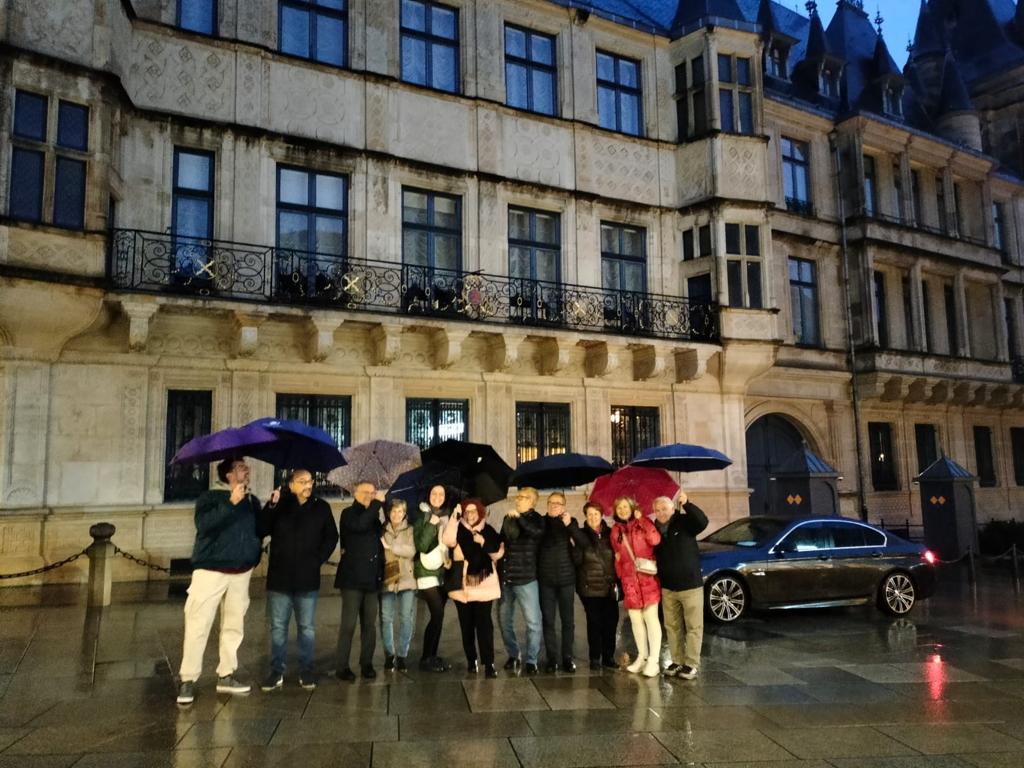 🟢La pasada semana tenía lugar una nueva reunión del Panel de Expertos del Proyecto #ADIS, promovido por <a href="/AlzheimerEurope/">Alzheimer Europe</a>. 

🗣Acudían Jesús Rodrigo, CEO de CEAFA, y dos miembros del #PEPA de CEAFA, Kina y García.

📍#Luxemburgo

💚#CEAFA