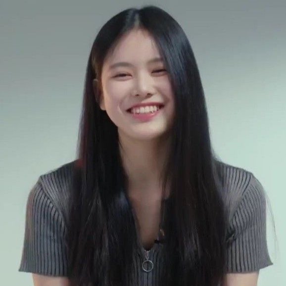 illeeys's tweet photo. the prettiest girl with the brightest smile in the whole entire world 🥹💕 we will be missing you a lot jeemin and if you ever decide to come back as an idol, actor or whatever we will be supporting you! 🫶🏻 we’ll always be waiting for you 🫂✨
#WeLoveYouJeemin
#AlwaysWithJeemin https://t.co/GnE7tdZ5Z7
