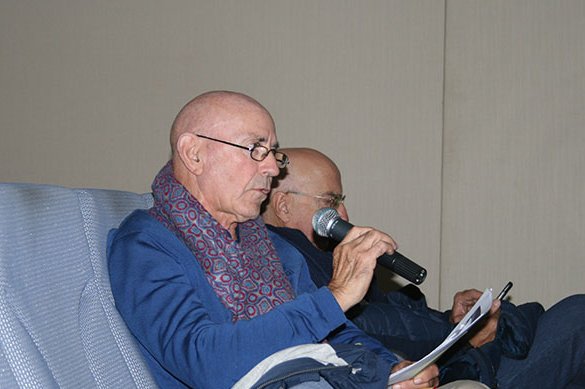 ei_sev's tweet photo. Eusko Ikaskuntza y @jakiunde organizan una sesión de debate sobre Inteligencia Artificial en la presentación del número 67.2 de la RIEV-Revista Internacional de los Estudios Vascos. https://t.co/Sxak86ej2a
#AsmoztaJakitez #RIEV https://t.co/JoUp7nQCuE