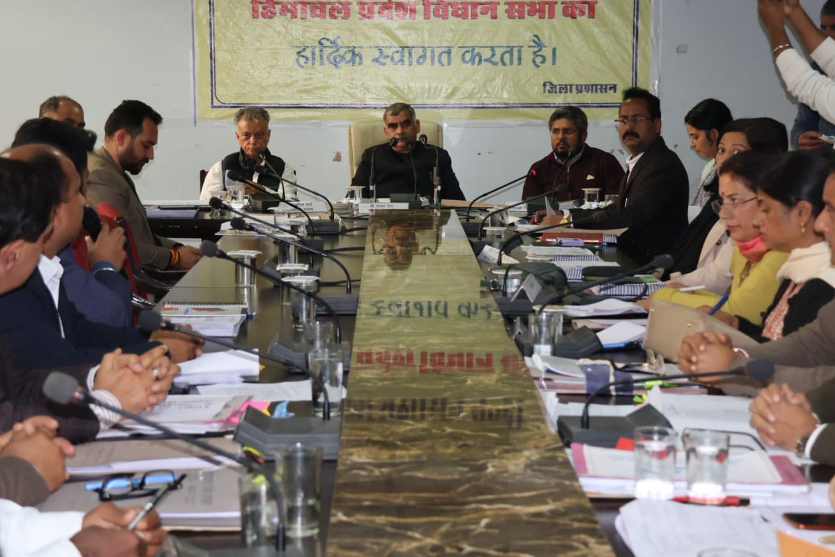 TheNewsRadar1's tweet photo. 💥HP Legislative Assembly's General Development ✨Committee Reviews Progress in Mandi District💥
#tnr #newsupdate #HPDevelopmentReview #MandiProgress #LegislativeAssemblyCommittee #DevelopmentalActivities #HimachalNews #himachalupdate https://t.co/pD4bmgpNN1