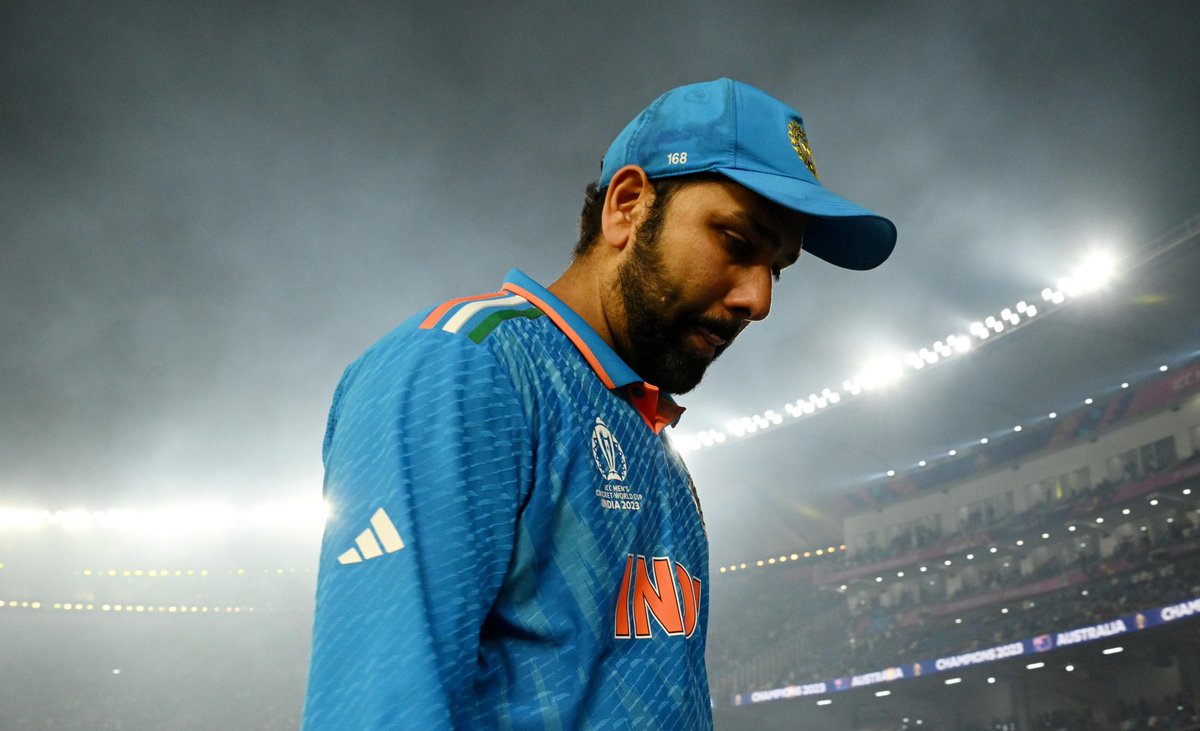 maliha_ghouri14's tweet photo. Chin up captain @ImRo45 .. 
U are truly the BRAND OF CRICKET
🇮🇳💙 https://t.co/m9jBaeFVcL