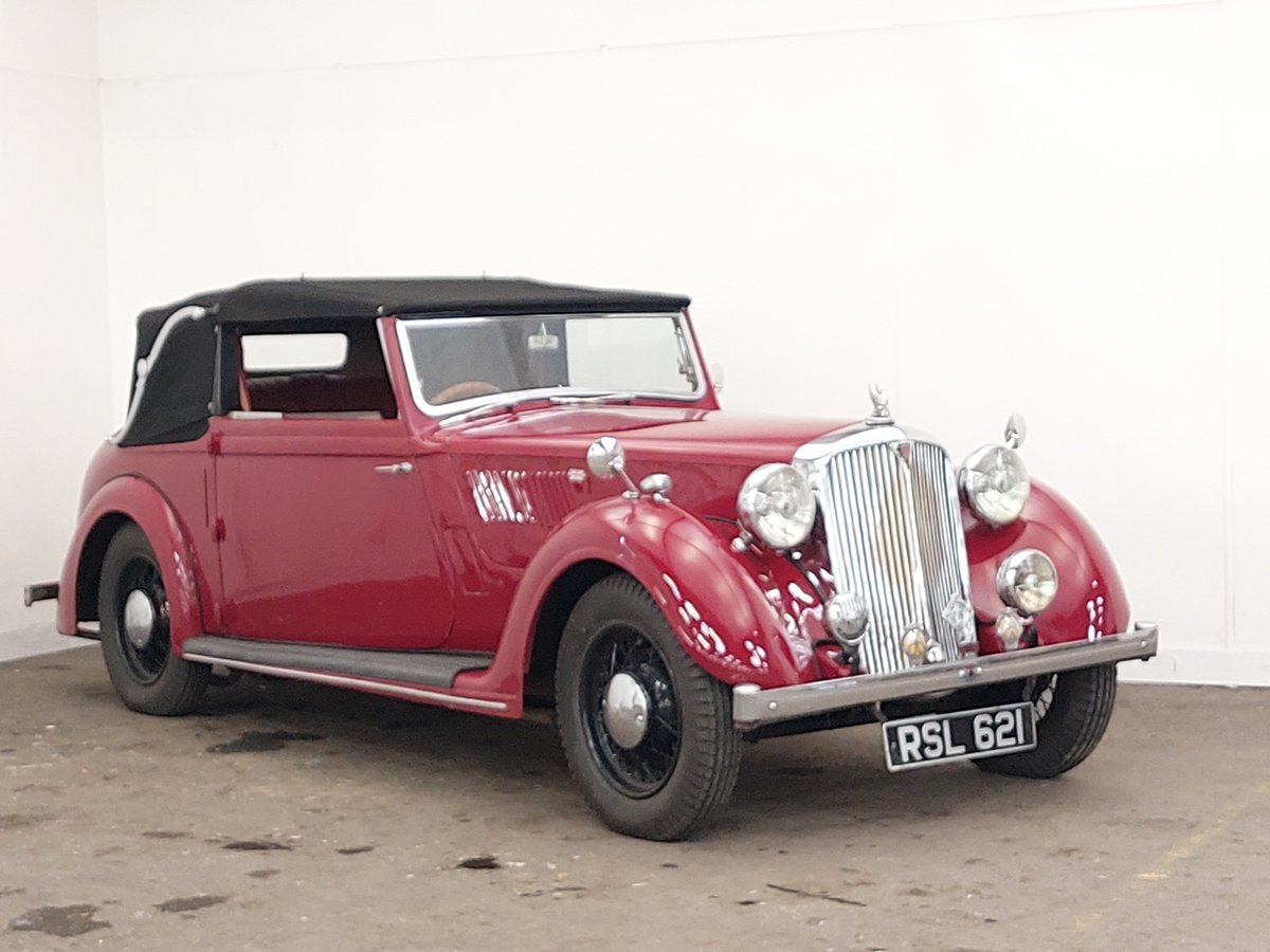 Just consigned...1939 ROVER 14/6 P2 Tickford DHC...
brightwells.com/timed-sale/537…
Thinking of selling?
We offer FREE valuation - Contact...
brightwells.com/classic-motori…
Call 01568 611122
Email classiccars@brightwells.com
Entries close 24 Nov
#classiccars #vintagecars #auction #sportscars