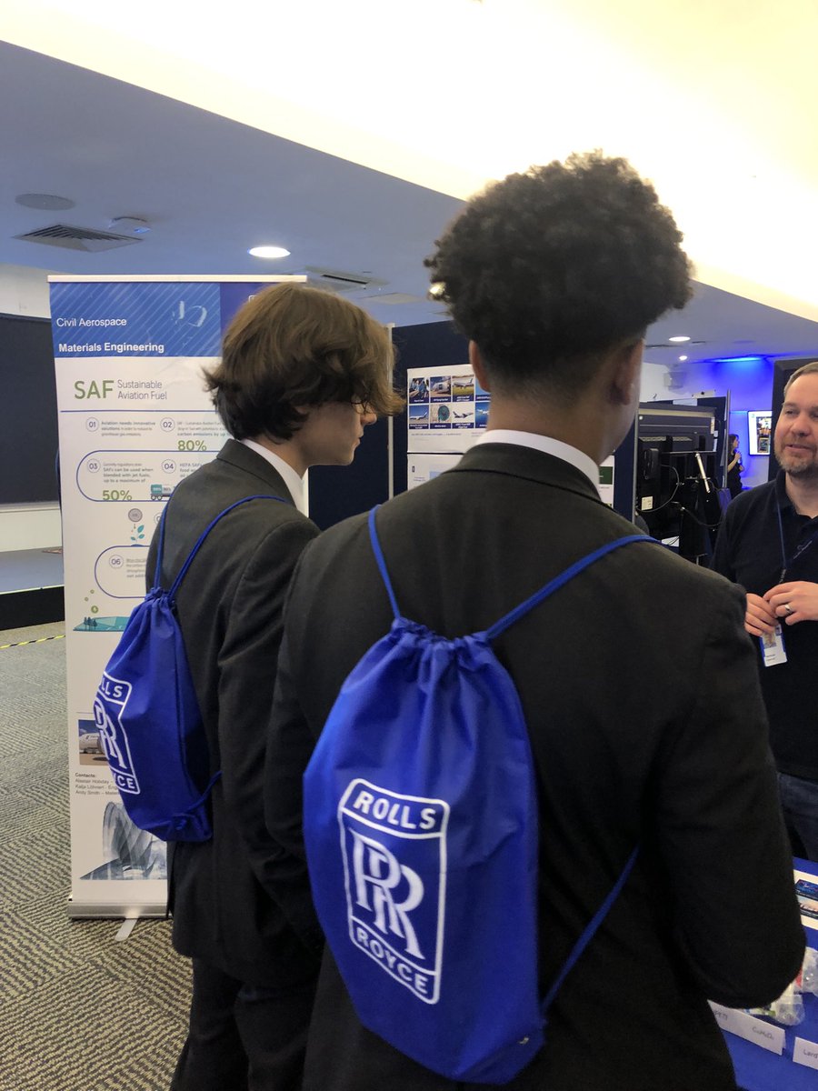 TGAS_Science's tweet image. Some of our Sixth Form students at a STEM career event. Can you guess the mystery company?