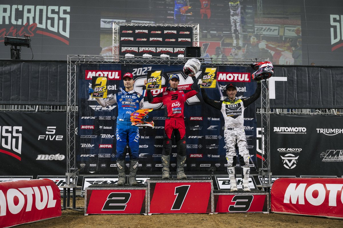YamahaMotorFr's tweet photo. #SXTour – 18-19 novembre 2023
SX de Paris-92 (6/7) : #GrégoryAranda (#YZ450F) et #MaximeDesprey (#YZ250F) maintiennent leur leadership avant la finale !
➡️https://t.co/e1TPitcoyn
#YamahaRacing | #Yamalube | #MonsterEnergy https://t.co/8s4wHCfxeF