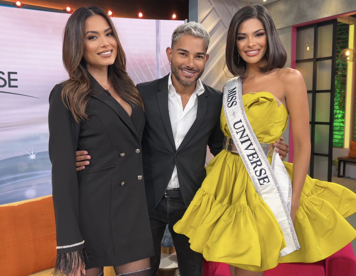 Belleza interior que se refleja en el exterior… ¡Par de REINAS! 👑✨ Bienvenida @sheynnispalacio <a href="/MissUniverse/">Miss Universe</a> a tu casa <a href="/hoydia/">hoy Día</a> <a href="/Telemundo/">Telemundo</a>