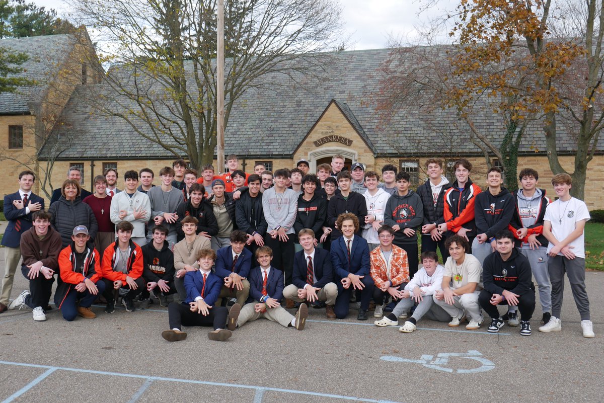 BroRiceWarriors's tweet photo. Earlier this month, the men of our Kairos #85 retreat emerged from Manresa confident in their faith and strengthened relationships with God, family, and each other. Live, Jesus, in our hearts. Forever!
#LJIOHForever #wearebrotherrice https://t.co/ITWxdh4jcp