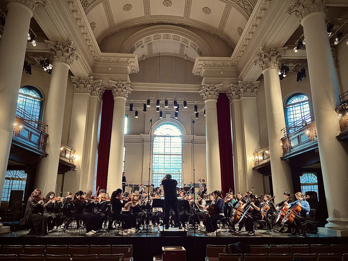Daniel Fardon (@danielfardon) on Twitter photo Excited to be at @StJohnsSmithSq rehearsing for this evening. If you are around, come see my new orchestral piece ‘August Tune’ for the <a href="/PurcellSchool/">The Purcell School for Young Musicians</a> Symphony Orchestra! Conducted by Paul Mann, 19:30pm.
sjss.org.uk/events/purcell… Excited to be at @StJohnsSmithSq rehearsing for this evening. If you are around, come see my new orchestral piece ‘August Tune’ for the <a href="/PurcellSchool/">The Purcell School for Young Musicians</a> Symphony Orchestra! Conducted by Paul Mann, 19:30pm.
sjss.org.uk/events/purcell…