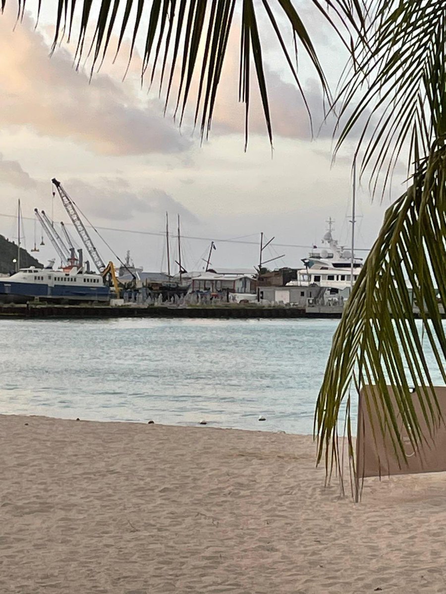 Deel 1. Werkbezoek aan het mariniersdetachement/marine steunpunt Pointe Blanche op Sint Maarten. Gedreven collega’s met een zeer divers takenpakket. Goede gesprekken en voor ons huiswerk mee terug 😉. Bedankt voor de gastvrijheid en openheid. Inmiddels op Curaçao voor deel 2.