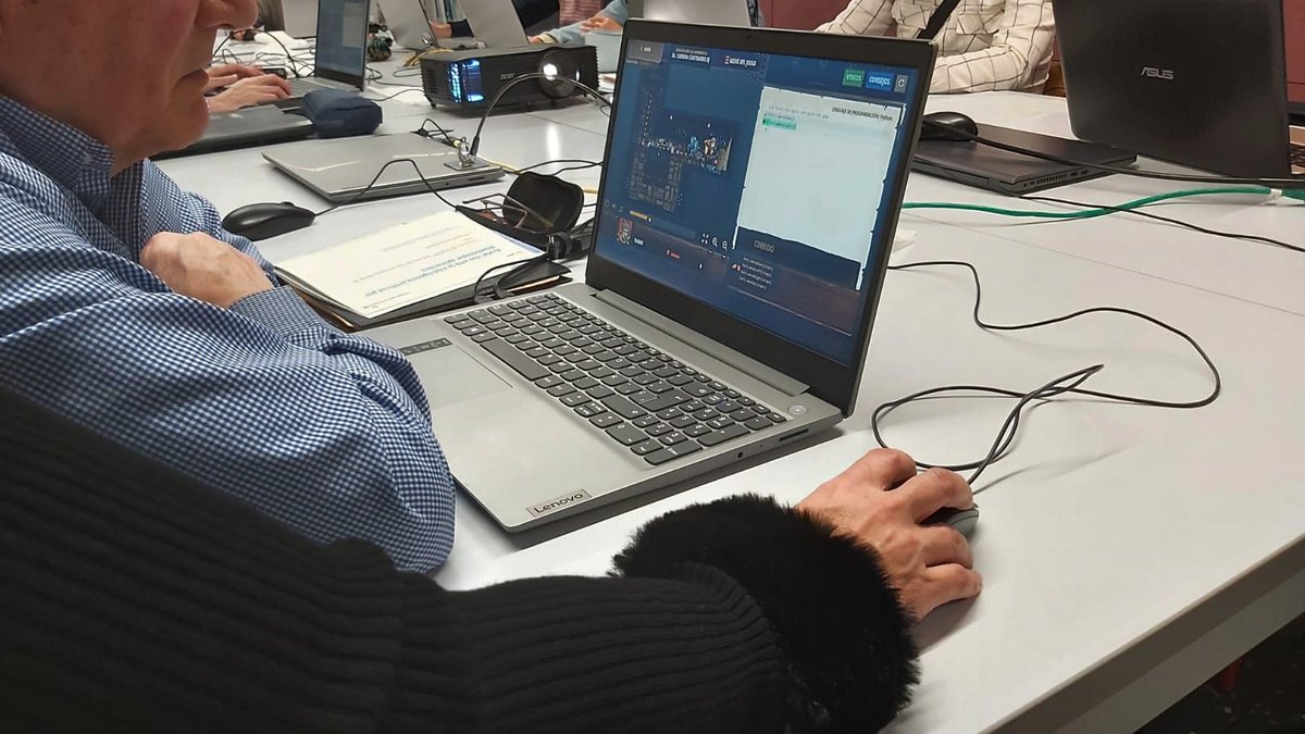 Bib. Granollers tweet media