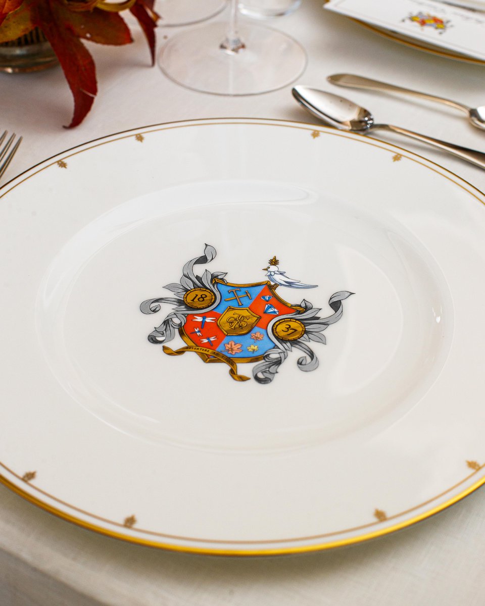 Tiffany & Co. tweet media