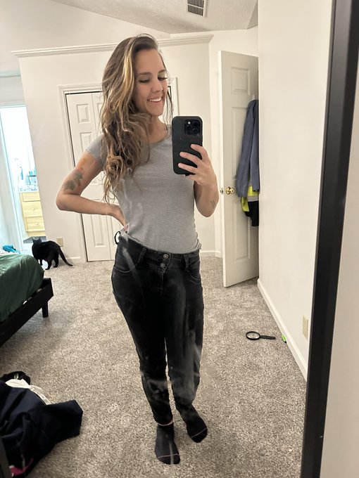 Step 1, step 2, step 3, step 4 is only on my spicy links ;) https://t.co/Yr1F8M4Q5h