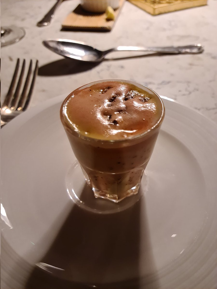GylesSonia's tweet photo. ...and this was like a hug in a glass @DunbrodyHouse https://t.co/WeajYSDJhN