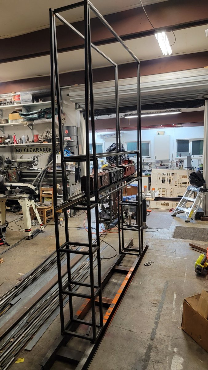 BocoProductions's tweet image. Big things happening for the g scale railroad. Currently building a fully functioning steel drawbridge. Based slightly off the portland steel bridge, with a few custom changes.