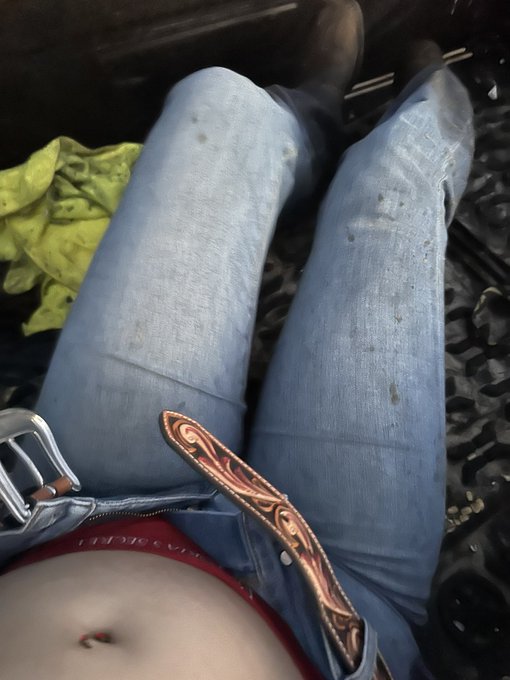 Pussy pics and vids while mudding ? &hellip;  Posting now on my onlyfans 😘 https://t.co/bQwDAkeI3z