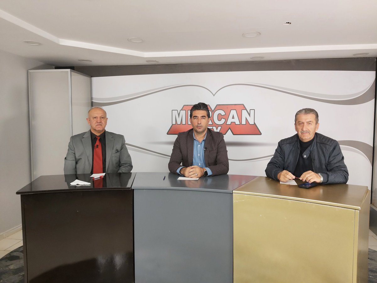 Kent kimliği başta olmak üzere, kentleşme süreçlerini çok yönlü ele aldık. Faydası olur ümidiyle...
Abdülkerim ve Sinan abilerime teşekkür ediyorum nezaketleri için...
<a href="/sinantemel/">Sinan TEMEL 🇹🇷</a> <a href="/abdulkerimisik/">ABDULKERIM ISIK</a> <a href="/KentKonseyi02/">Adıyaman Kent Konseyi</a> <a href="/MercanTv02/">Mercan TV</a> <a href="/ibrahim_aslan02/">İbrahim Aslan</a>