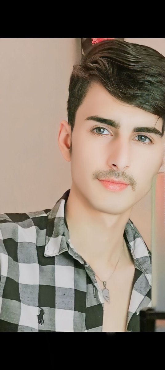 MilliPrience's tweet photo. Stop scrolling and look at that perfect face.
#love #beautiful #happy #cute #tbt #picoftheday #me #selfie #summer #art  #friends #repost #nature #girl #fun #style #smile  #instalike  #fitness https://t.co/L2GwjdDYss