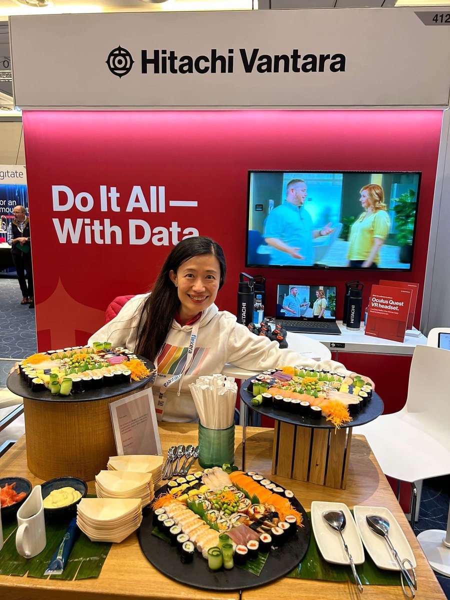 eunice_lam's tweet photo. Successful first day at Gartner IT Infrastructure, Operations and Cloud Strategies Conference in London. What a productive day! Visit us tomorrow at booth #412. #GarnerIO #DreamTeam #HitachiVantara #Fearless #Limitless #DataInfrastucture https://t.co/w3E2RJqQqa